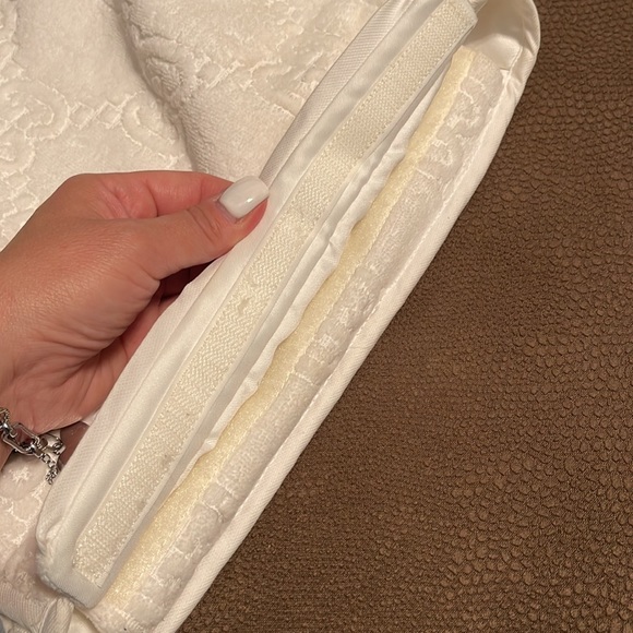 Gucci velour clutch - Picture 9 of 11